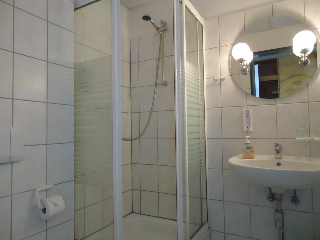 Greenline Hotel Hellfeld 노이브란덴부르크 객실 사진