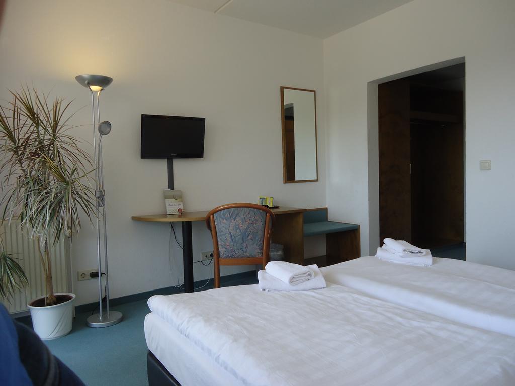Greenline Hotel Hellfeld 노이브란덴부르크 객실 사진