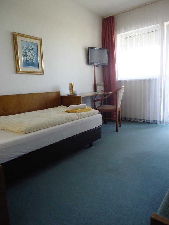 Greenline Hotel Hellfeld 노이브란덴부르크 외부 사진