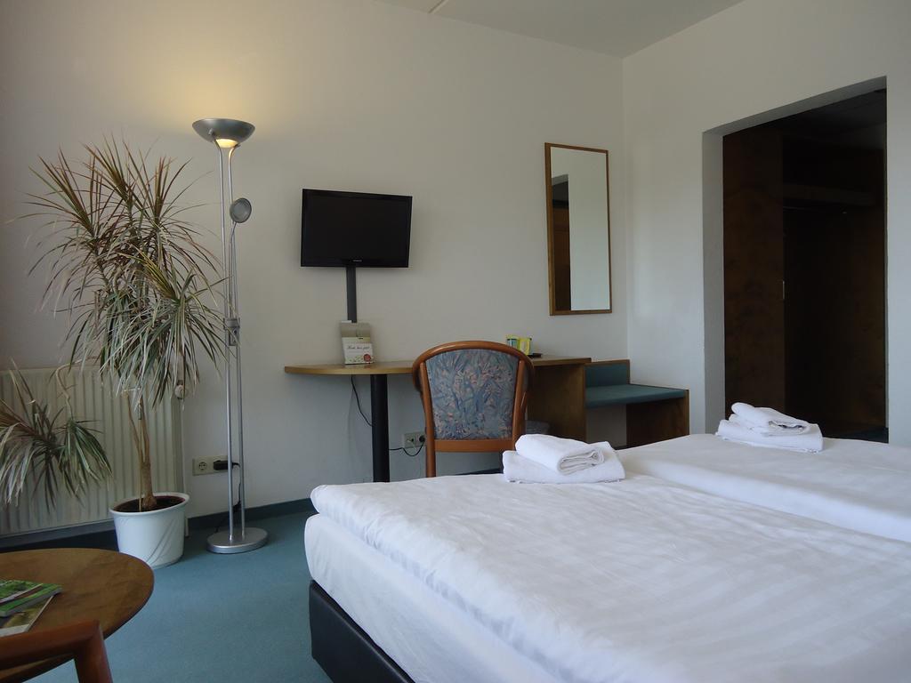 Greenline Hotel Hellfeld 노이브란덴부르크 외부 사진