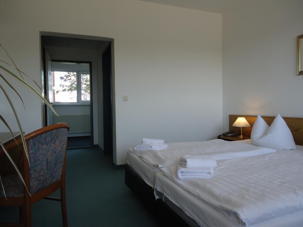 Greenline Hotel Hellfeld 노이브란덴부르크 외부 사진